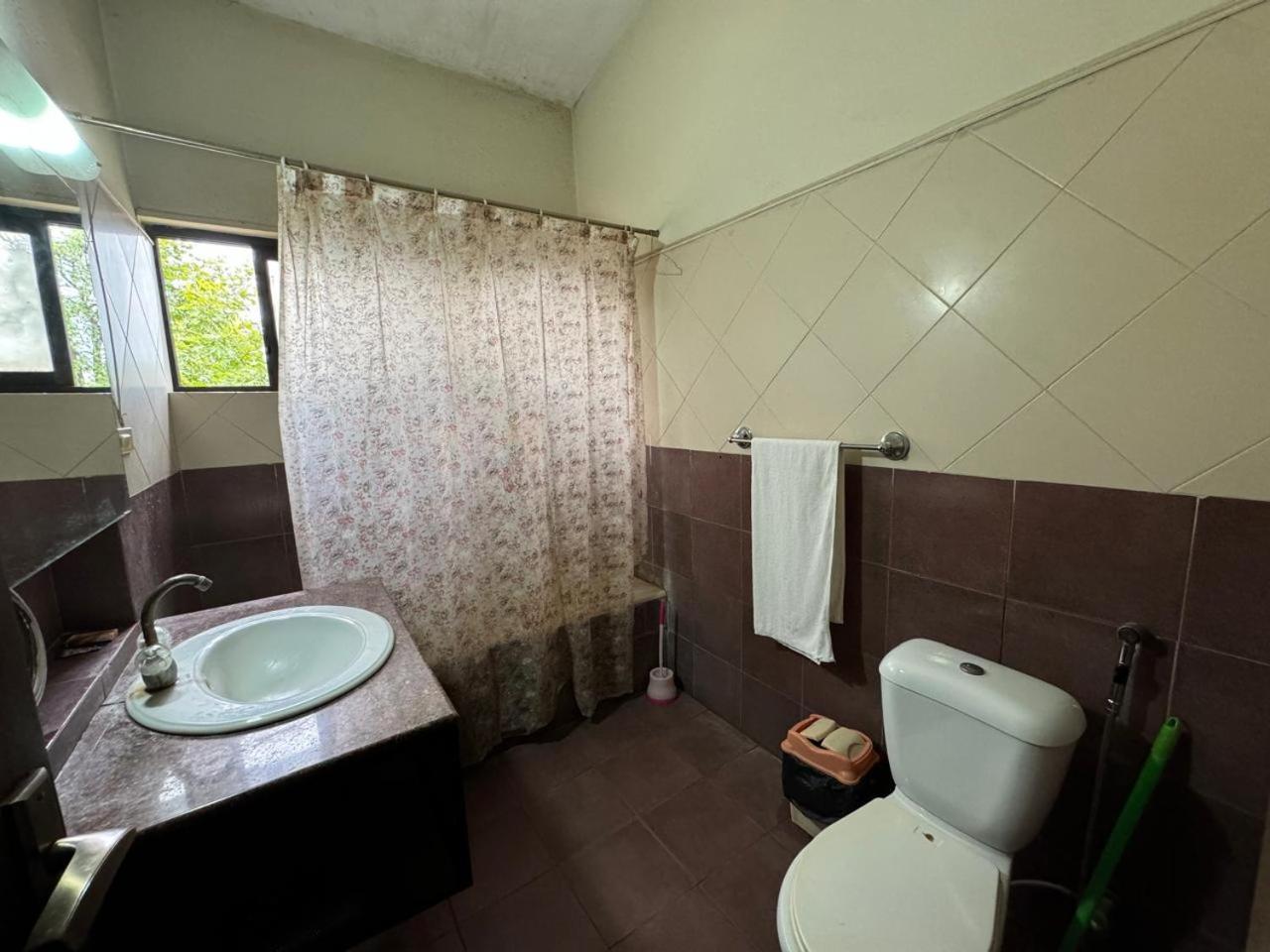 Casa Blanca Boutique Guest House Islamabad Exterior photo